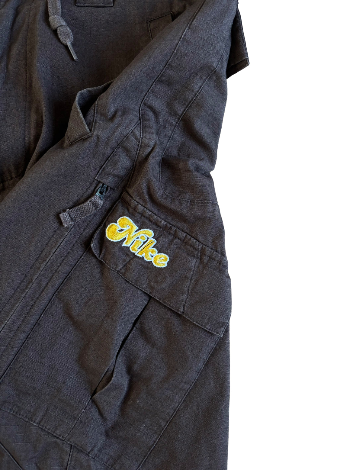 Nike Airmax Brown Cargo Shorts - 32W