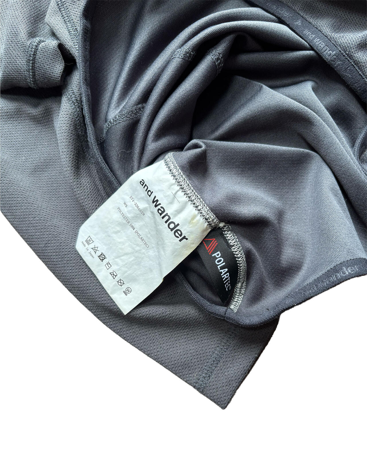 and wander polartec long sleeve tee XS