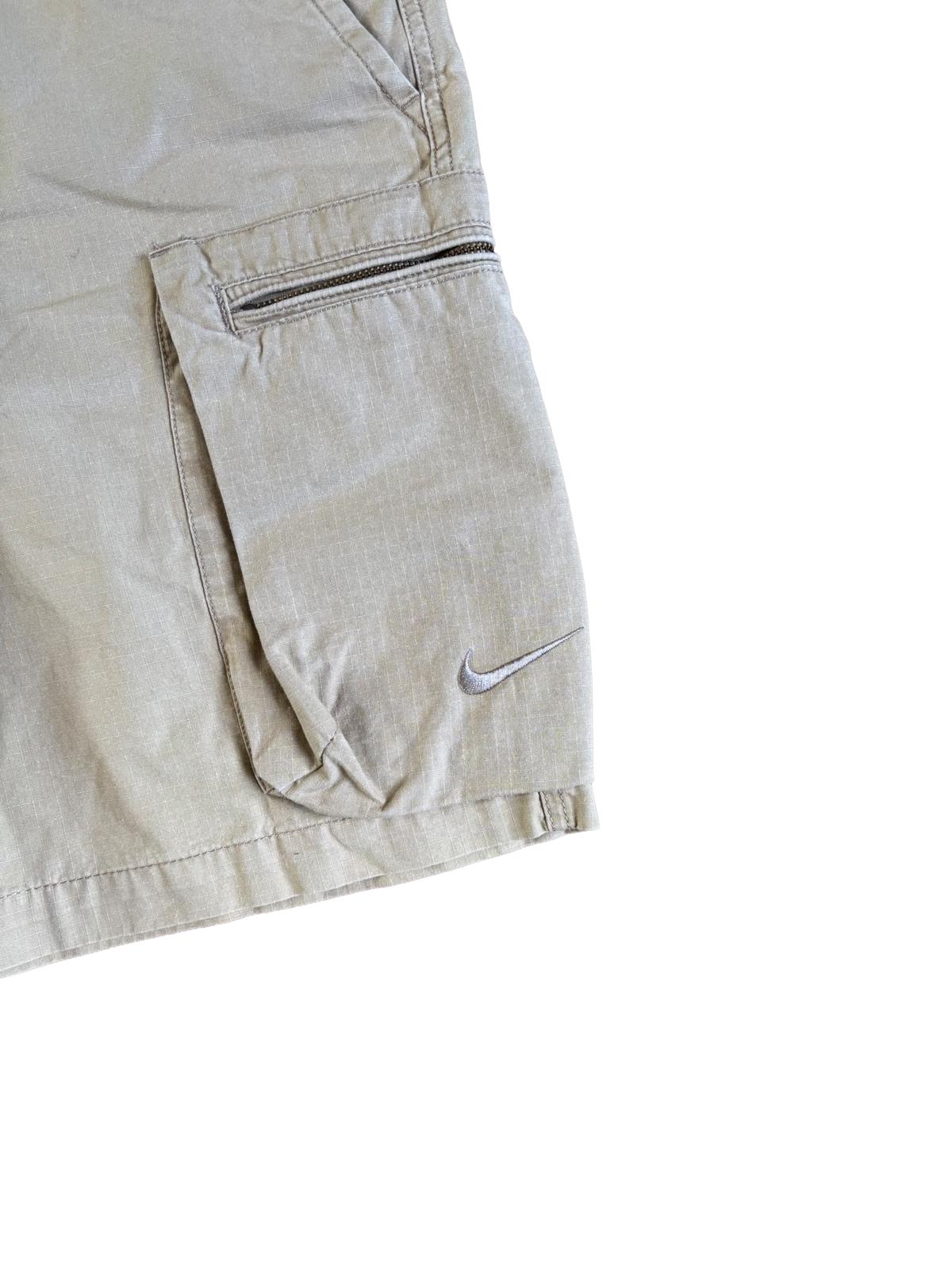Nike Beige Cargo Shorts 30W Vintage Utility