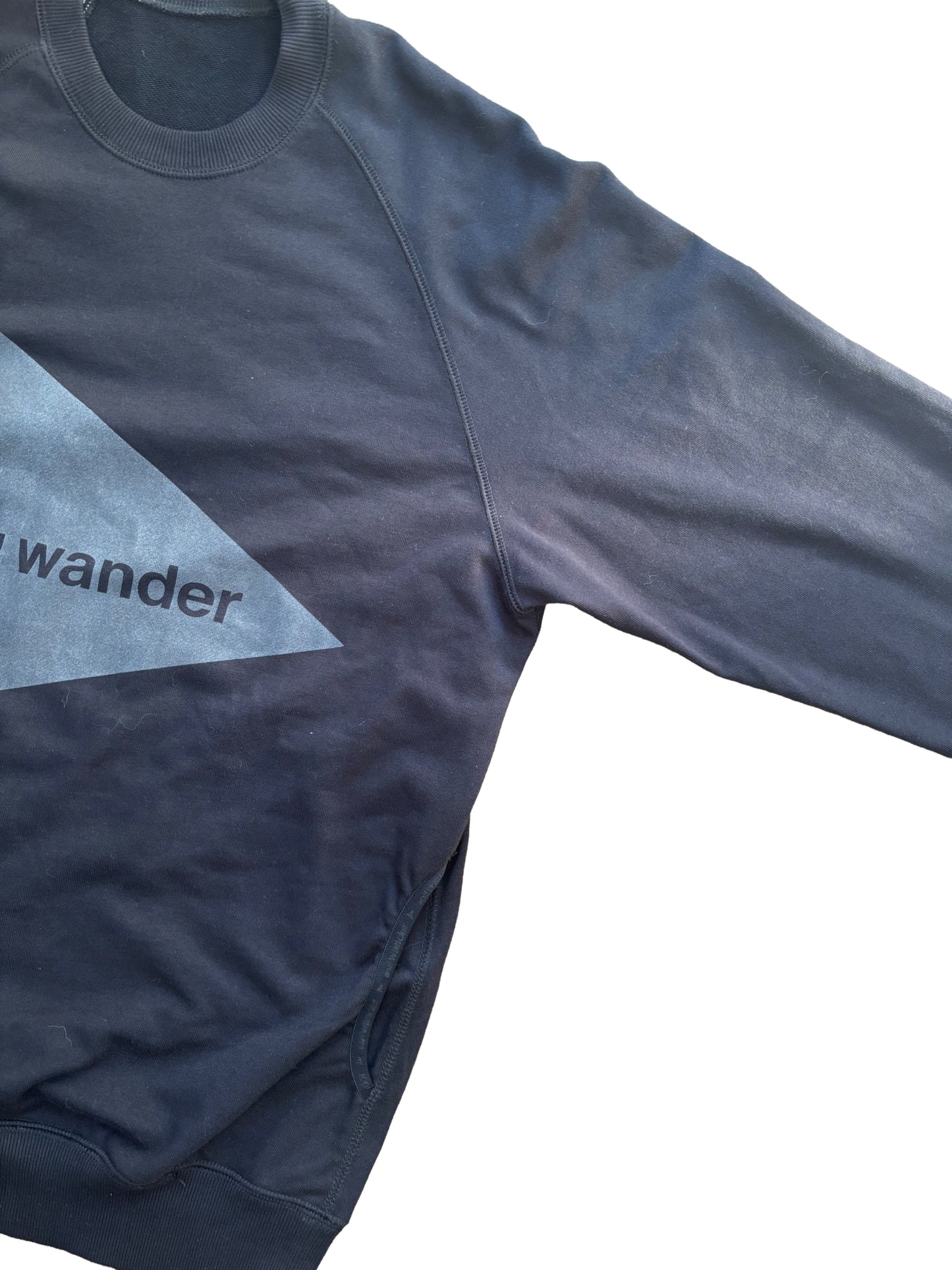 and wander Logo Sweatshirt – Black (Size 4)