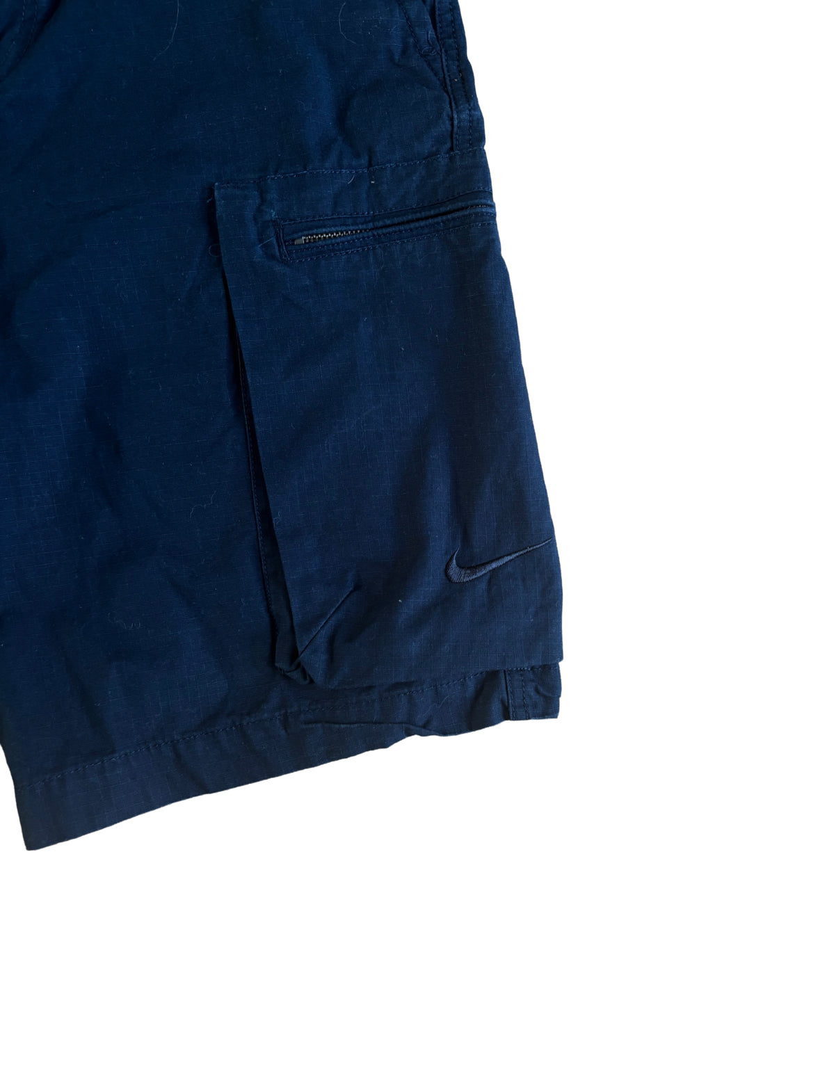 Vintage Nike Black Cargo Shorts - 30W