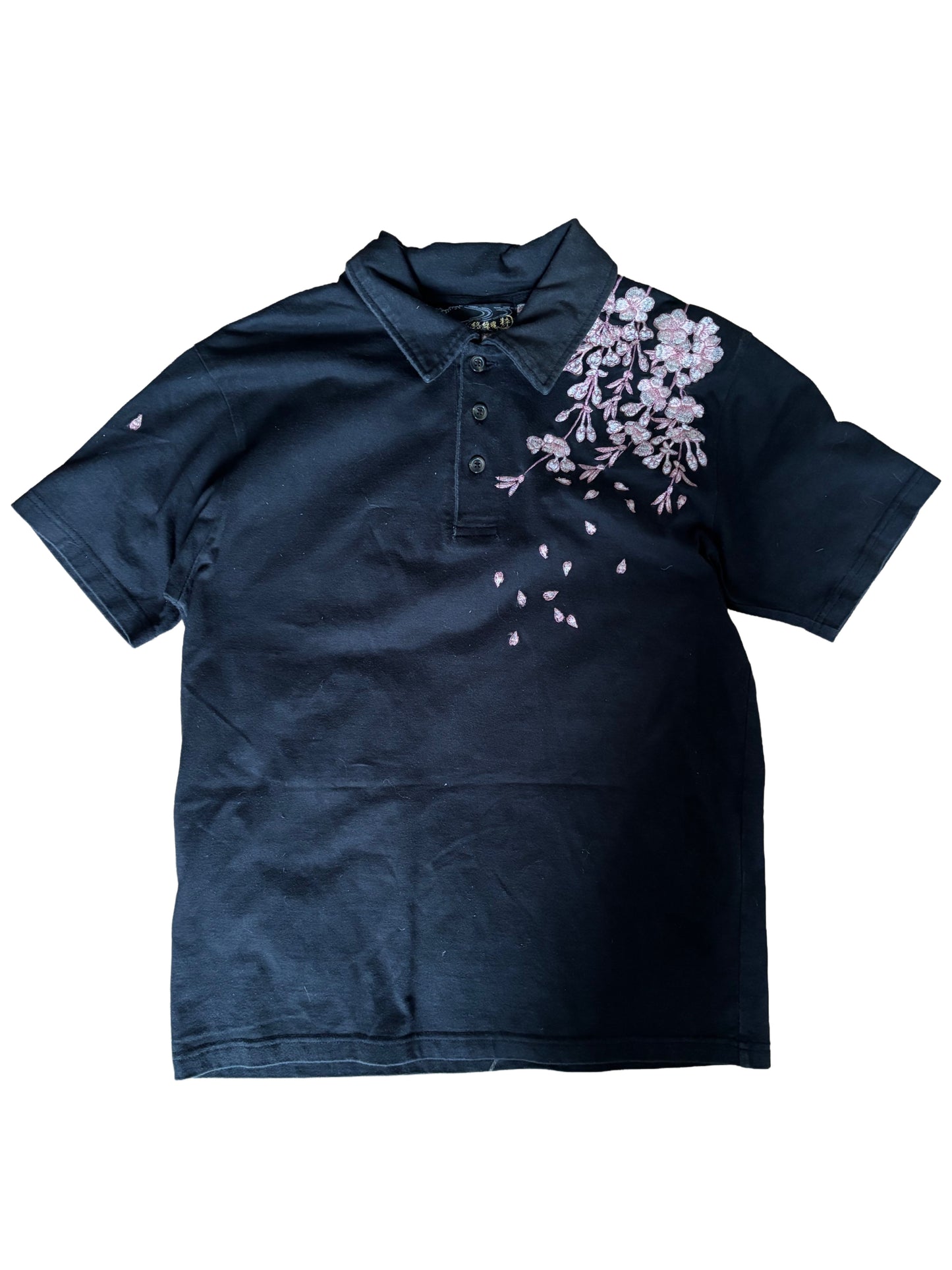Karakuri Tamashii Dragon & Cherry Blossom Embroidered Polo Shirt – Black (M)