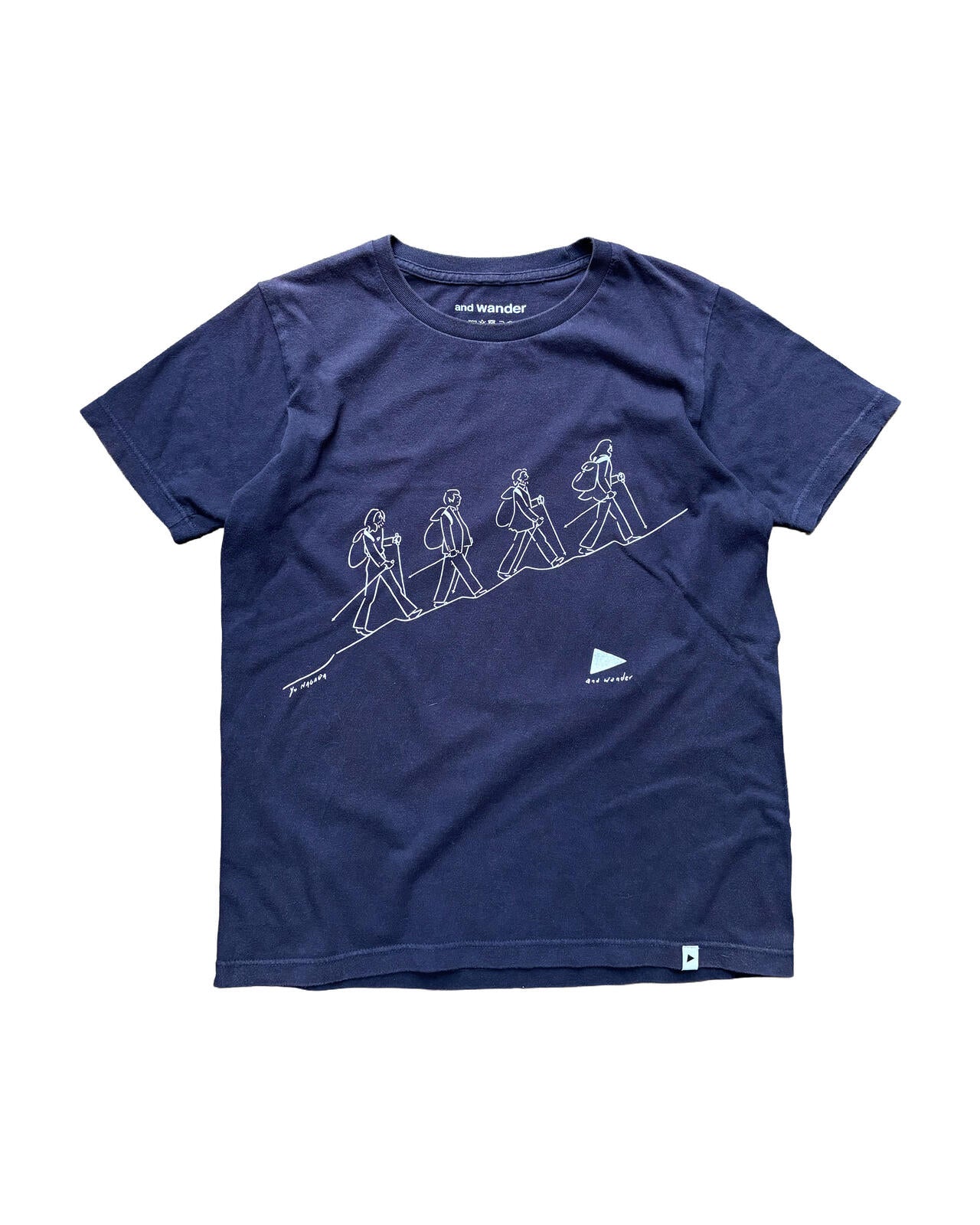 and wander Graphic T-Shirt Medium